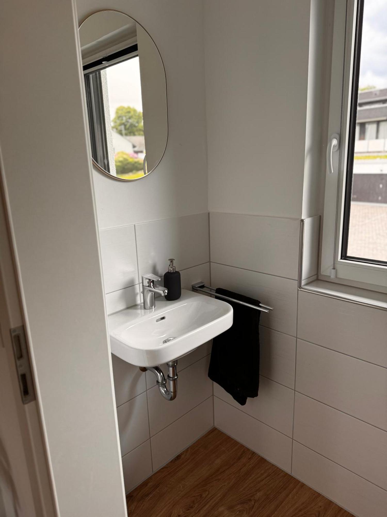 Traumhafter Ausblick, Modern Mit Komfort Und Stil Hardert Exteriör bild