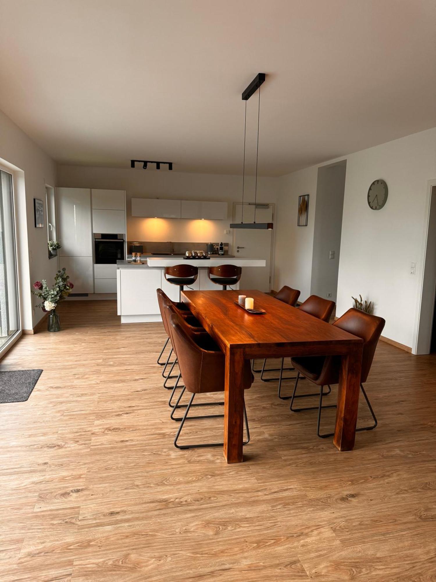 Traumhafter Ausblick, Modern Mit Komfort Und Stil Hardert Exteriör bild