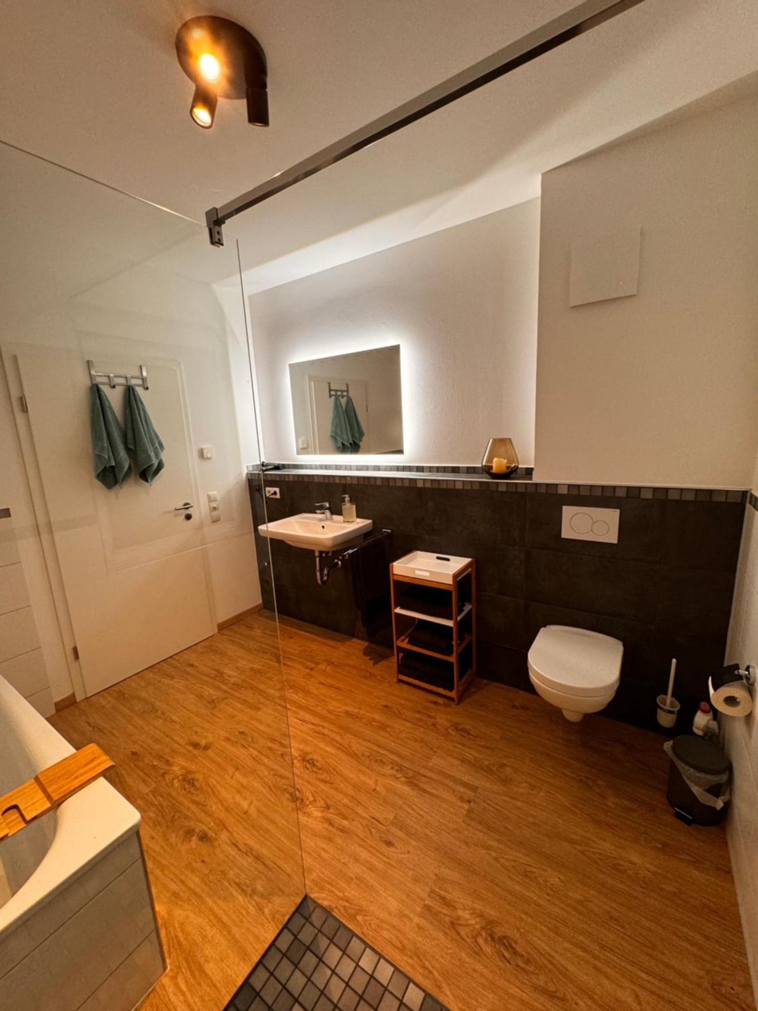 Traumhafter Ausblick, Modern Mit Komfort Und Stil Hardert Exteriör bild
